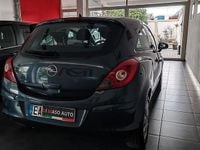 Usata Opel Corsa Enjoy 80 CV (58 kW) 2009 Argento Berlina