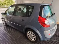 Usata Renault Scénic II 130 CV (95 kW) 2007 Grigio Monovolume