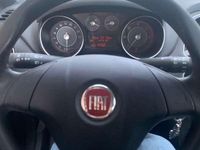 Usata Fiat Punto Young 75 CV (55 kW) 2015 Blu/azzurro Berlina