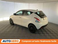 Usata Lancia Ypsilon Silver 69 CV (50 kW) 2022 Bianco Utilitaria