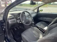 Usata Fiat Grande Punto Dynamic 65 CV (47 kW) 2007 Nero Utilitaria