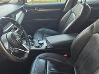 Usata Alfa Romeo Stelvio Executive 209 CV (153 kW) 2017 Grigio SUV