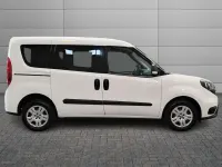 Usata Fiat Doblò Lounge 105 CV (77 kW) 2022 Bianco Monovolume