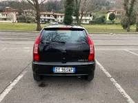 Usata Tata Indica 82 CV (60 kW) 2010 Nero Berlina