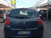 Usata Renault Clio II Dynamique 75 CV (55 kW) 2008 Blu Berlina
