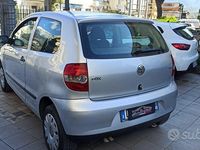 Usata VW Fox 70 CV (51 kW) 2006 Bianco Utilitaria