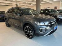 Usata VW T-Roc Style 150 CV (110 kW) 2022 Grigio metallizzato SUV