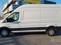 Begagnad Ford Transit Trend 131 HK (96 kW) 2022 Vit Sedan