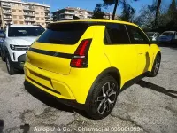 Ny Renault 5 E-Tech Techno 88 kW (120 HK) 2026 Gul Sedan