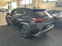 Usata Lexus UX 250h Executive Line 145 CV (106 kW) 2020 Nero SUV
