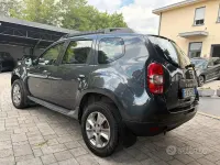 Usata Dacia Duster Prestige 109 CV (80 kW) 2015 Grigio SUV