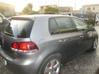 Usata VW Golf VI Highline 122 CV (89 kW) 2010 Grigio Utilitaria