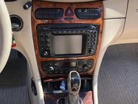 Usata Mercedes CLK320 218 CV (160 kW) 2004 Nero Cabrio