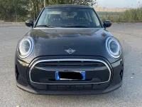 Usata Mini ONE 102 CV (75 kW) 2022 Nero Utilitaria