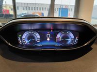 Usata Peugeot 5008 Crossway 131 CV (96 kW) 2019 Bianco SUV