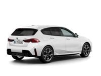 Ny BMW 118 150 HK (110 kW) 2025 Vit Halvkombi