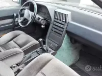 Usata Alfa Romeo 164 145 CV (106 kW) 1989 Verde Berlina