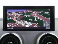 Usata Audi Q2 S-Line 150 CV (110 kW) 2024 Bianco SUV