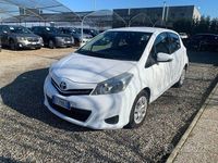 Usata Toyota Yaris Active 69 CV (50 kW) 2013 Bianco Utilitaria