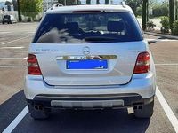 Usata Mercedes ML320 224 CV (164 kW) 2006 Grigio SUV