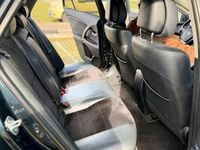 Usata Toyota Avensis Lounge 124 CV (91 kW) 2014 Nero Station wagon