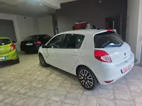 Usata Renault Clio IV Dynamique 103 CV (75 kW) 2012 Bianco Berlina