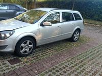 Begagnad Opel Astra 101 HK (74 kW) 2008 Grå Kombi