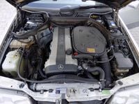 Usata Mercedes E300 220 CV (161 kW) 1993 Argento Cabrio