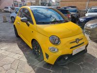 Usata Abarth 595 Competizione 179 CV (131 kW) 2021 Nero wrappata giallo Utilitaria
