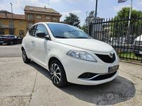 Usata Lancia Ypsilon 69 CV (50 kW) 2016 Bianco Utilitaria