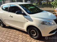 Usata Lancia Ypsilon 69 CV (50 kW) 2014 Bianco Utilitaria
