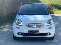 Usata Smart ForFour 90 CV (66 kW) 2016 Bianco Utilitaria