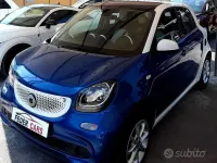 Usata Smart ForFour Passion 71 CV (52 kW) 2016 Bluazzurro Utilitaria