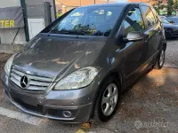 Usata Mercedes A160 Avantgarde 95 CV (69 kW) 2011 Grigio Utilitaria