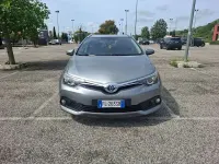 Usata Toyota Auris Hybrid Lounge 99 CV (72 kW) 2017 Station wagon