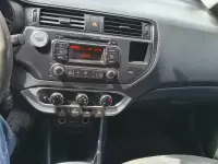 Usata Kia Rio 75 CV (55 kW) 2011 Bianco Berlina