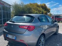 Usata Alfa Romeo Giulietta 120 CV (88 kW) 2016 Argento Utilitaria