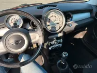 Usata Mini ONE 75 CV (55 kW) 2010 Grigio Utilitaria