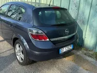 Usata Opel Astra Enjoy 116 CV (85 kW) 2008 Berlina