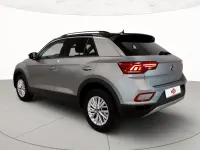 Usata VW T-Roc Life 110 CV (80 kW) 2023 Pyrit silver metallizzato nero SUV