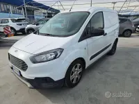 Usado Ford Transit Trend 101 CV (74 kW) 2023 Blanco Van