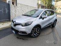 Usata Renault Captur 90 CV (66 kW) 2015 Grigio SUV