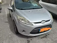 Usata Ford Fiesta Titanium 82 CV (60 kW) 2009 Grigio Utilitaria