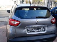 Usata Renault Captur Life 90 CV (66 kW) 2016 Grigio SUV