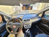 Usata Fiat Grande Punto 75 CV (55 kW) 2011 Blu Utilitaria