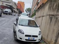 Usata Fiat Grande Punto 75 CV (55 kW) 2006 Bianco Utilitaria