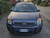 Usata Ford Fusion 80 CV (58 kW) 2008 Monovolume