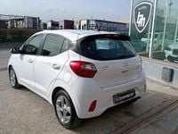 Usata Hyundai i10 67 CV (49 kW) 2023 Bianco Utilitaria