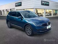 Usata VW Tiguan Life 150 CV (110 kW) 2020 Grigio SUV