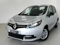 Usata Renault Scénic LIMITED 115 CV (84 kW) 2016 Argento Monovolume